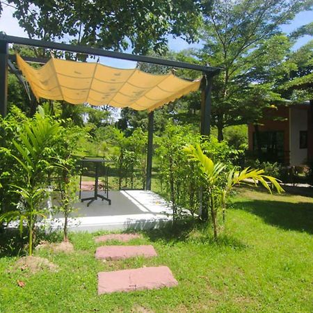 Plawan Lipe Resort Екстериор снимка